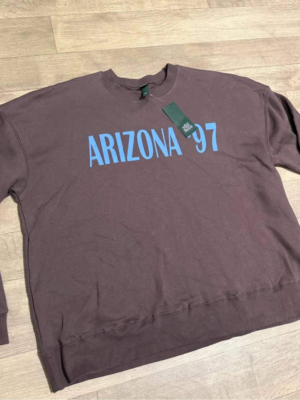 Wild Fable Women's Oversized Pullover Sweatshirt Arizona ‘97 Brown Size Z - Picture 3 of 8